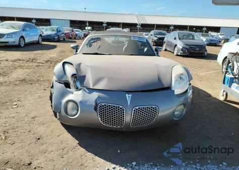 2006 Pontiac Solstice z USA, uszkodzony, nr VIN 1G2MB33B66Y000402